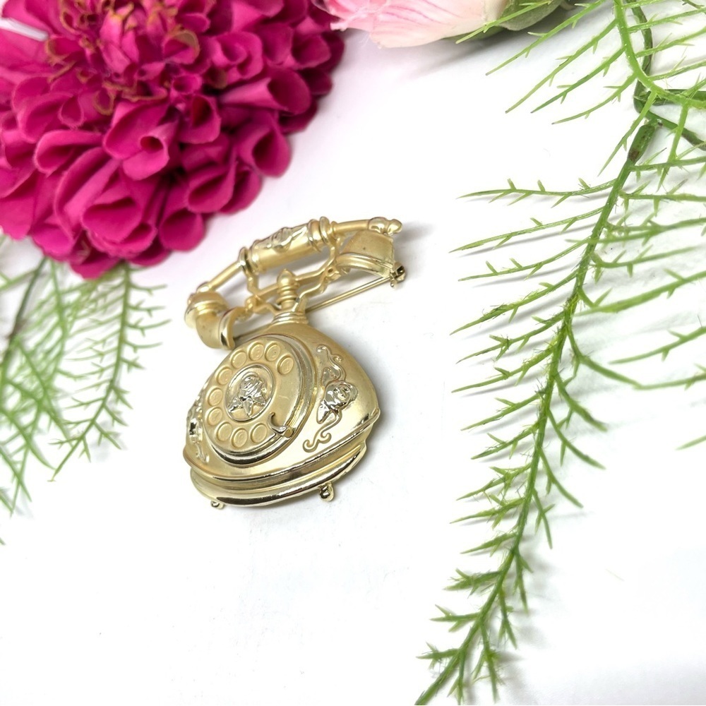 VINTAGE⚜️RARE AJC Ornate Golden Telephone Brooch - Picture 3 of 10